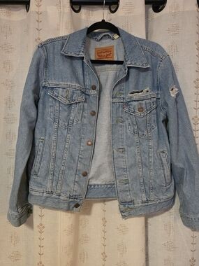 Levi's Light Wash Denim Jacket